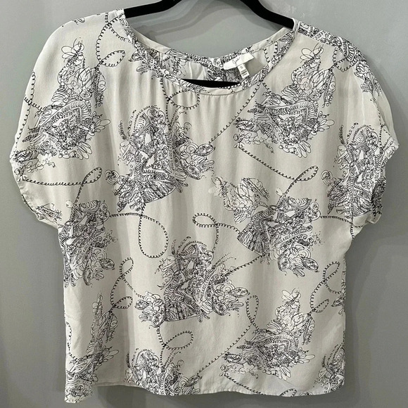 Joie Tops - Joie Gray Blouse Short Sleeve Flowly Black Abstract Floral Design Size Small